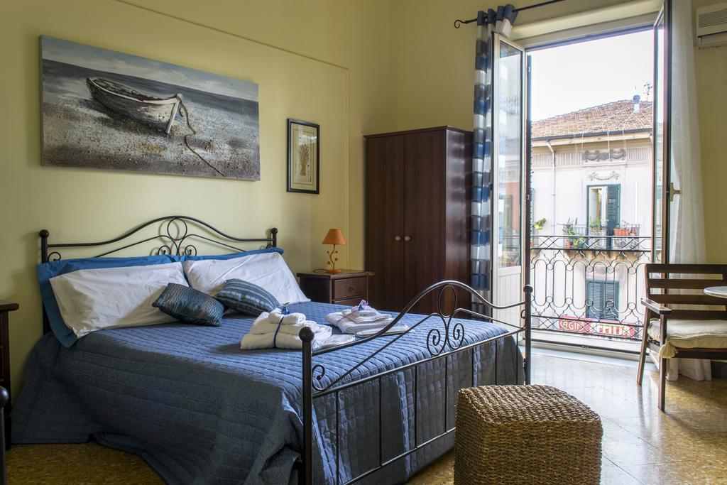 Politeama Square Bed & Breakfast 2*